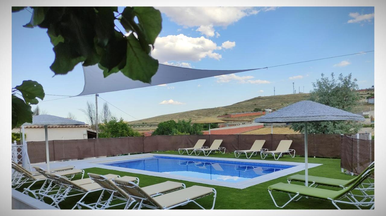 Los Laureles Casa Rural Urda Exterior foto