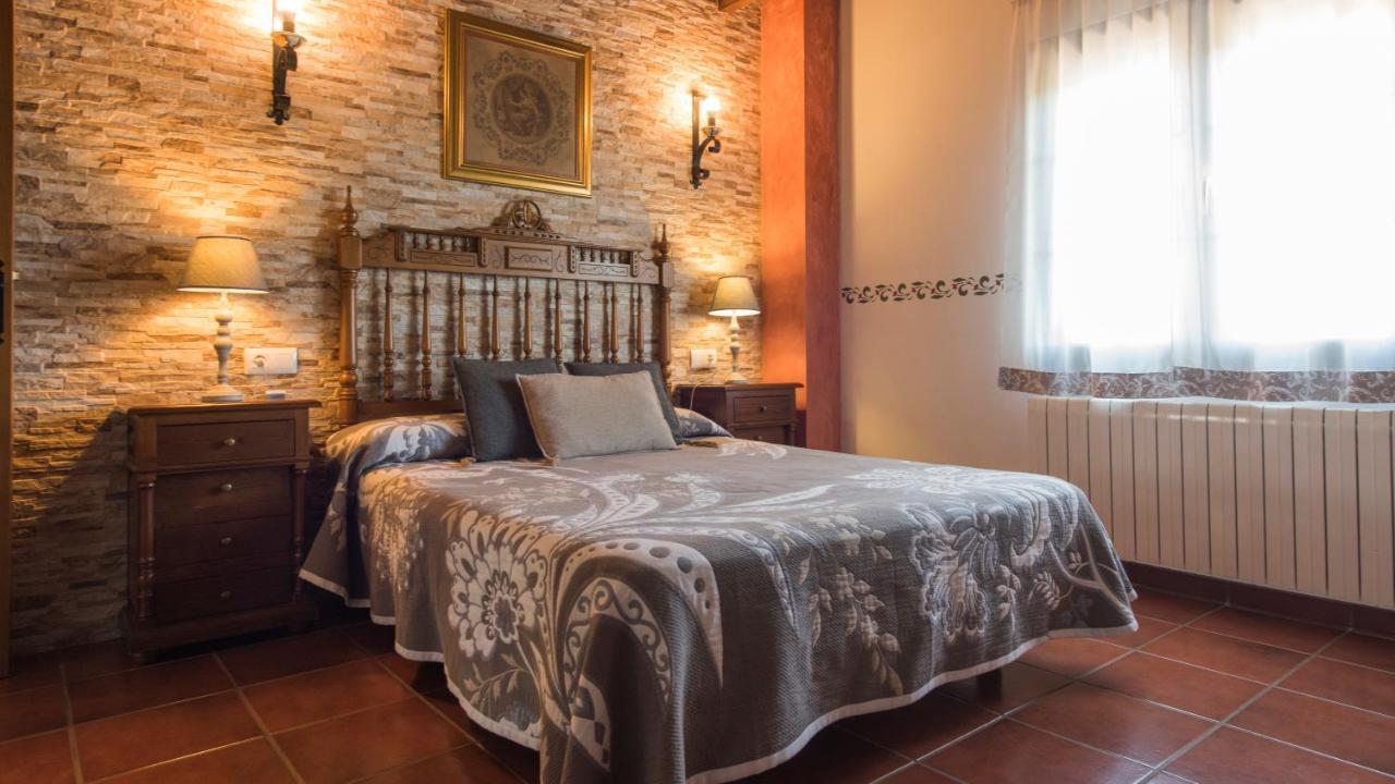 Los Laureles Casa Rural Urda Exterior foto